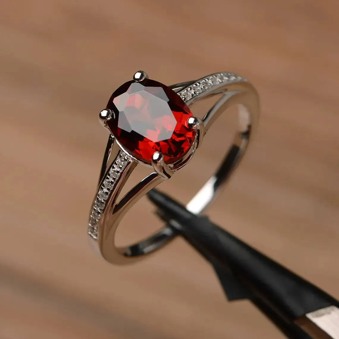 Natural Oval Cut Garnet Promise Vintage Rings - 925 Sterling Silver Rings