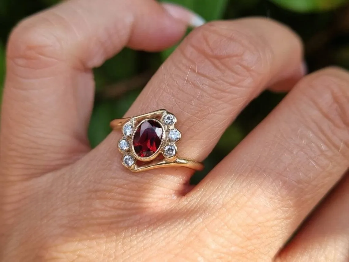 Natural Oval Cut Garnet Vintage Engagement Rings For Women - 14k Gold Vermeil  Ring