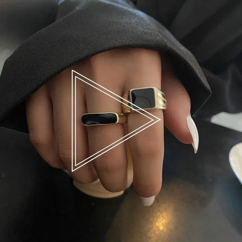 Vintage Black Square Ring Collection